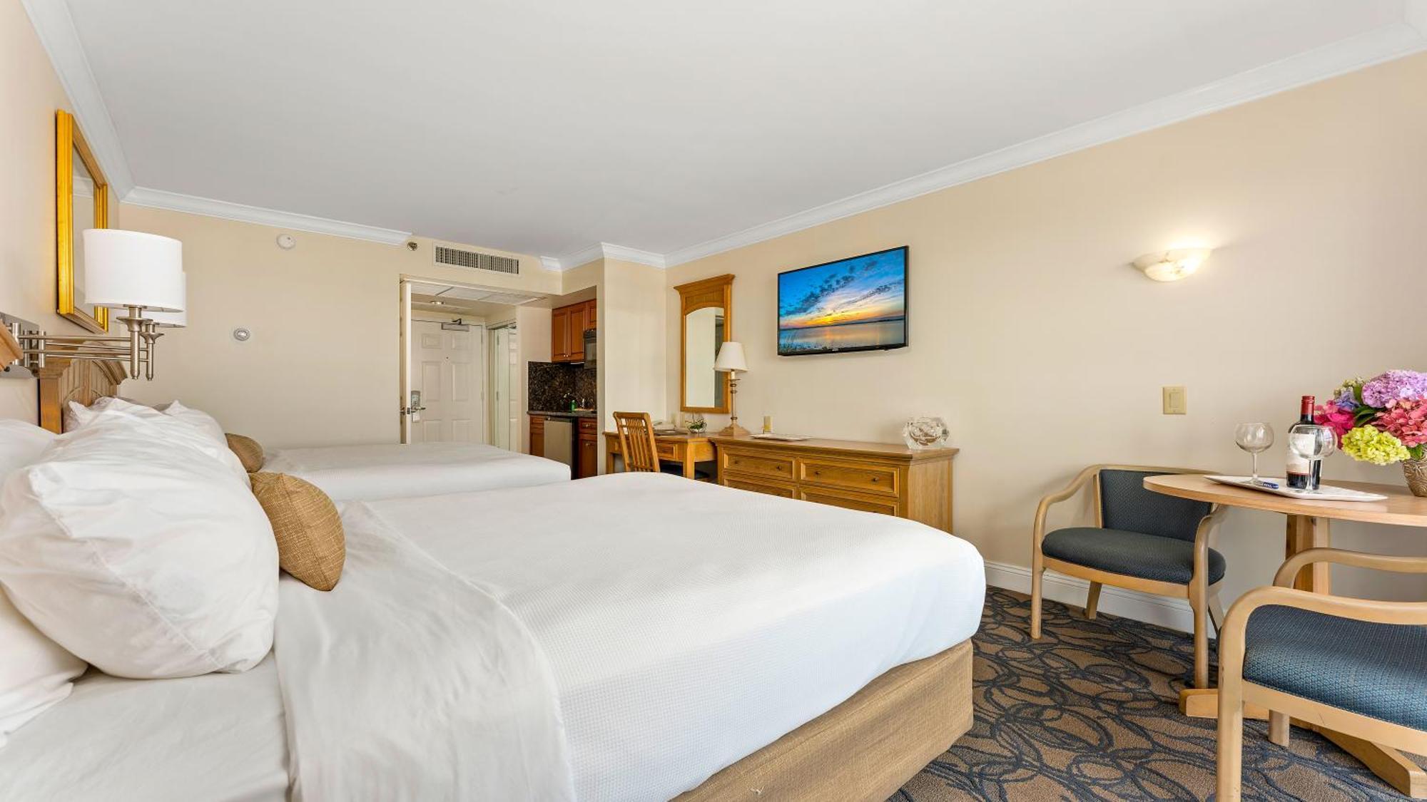 La Mer Beachfront Resort Cape May Exterior photo
